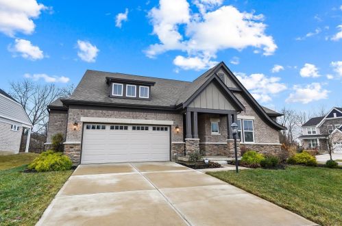 190 Winding Creek Dr, Springboro OH  45066-8200 exterior