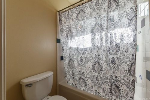 8774 Banner Rdg Dr, Anaheim CA  92808-1665 exterior