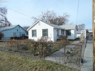 604 Ridgeway Ave, Hermiston OR  97838-2032 exterior