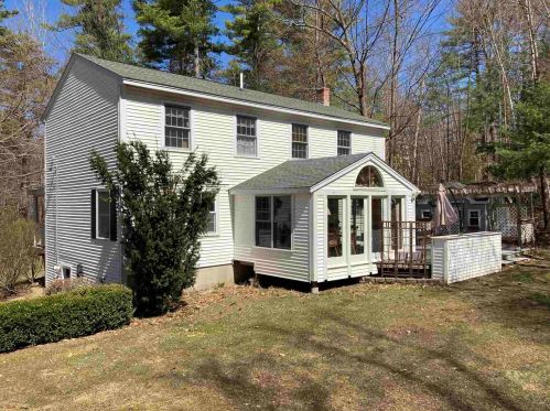 732 Pembroke Rd, Allenstown, NH 03275-3805