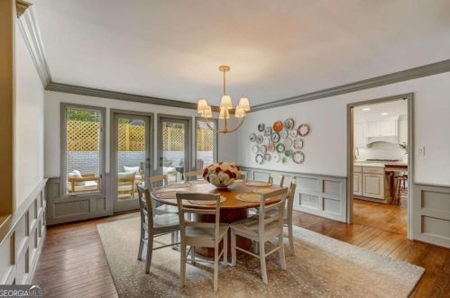 400 Breakwater Rdg, Atlanta GA  30328-1808 exterior