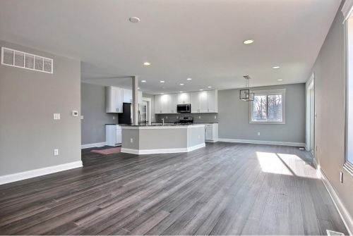 1100 Virginia St, Hobart IN  exterior