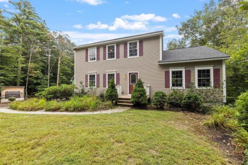 76 Kings Hwy, New Durham, NH 03855-6107