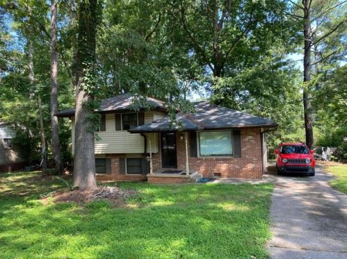 1620 Lamont Ave, Conley, GA 30288-1919