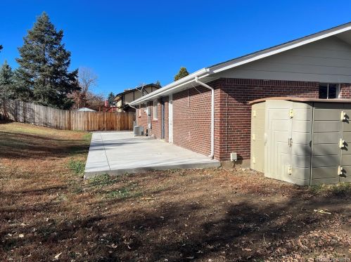 9270 Alabama Dr, Aurora, CO 80232-5107