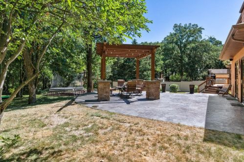 381 118th Ave, Minneapolis MN  55448-2493 exterior