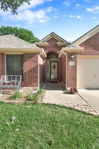 105 Trotter Dr, Georgetown, TX 78626-6352