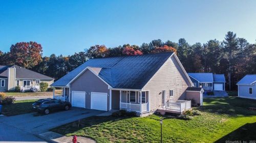 14 Bluebird Ln, Killingly, CT 06241