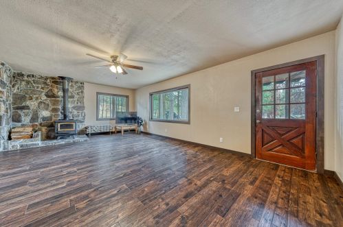 229 Pecks Valley Rd, Almanor CA  95947-9739 exterior