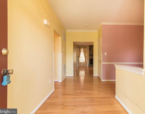 67 Orleans Dr, Shepherdstown, WV 25443-4748