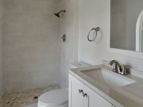 2028 Shenandoah Dr, Carrollton TX 75007-5434 exterior