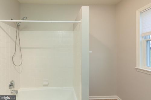 410 Wood End Ct, Charles Town WV  25414-5294 exterior