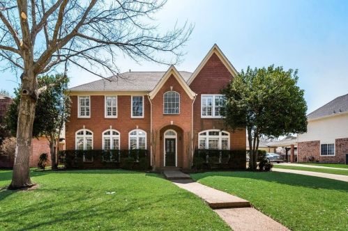 905 Riviera Dr, Midlothian, TX 76063-3718
