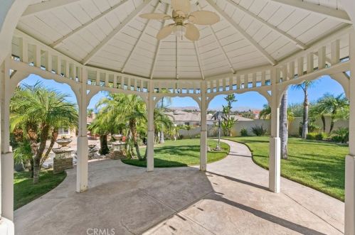 18003 Green Orchard Pl, Riverside CA  92508-8743 exterior