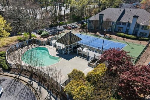 312 Hollyfax Cir, Atlanta GA  30328-5702 exterior