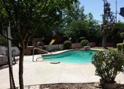 110 25th St, Merced, CA 95340-2948