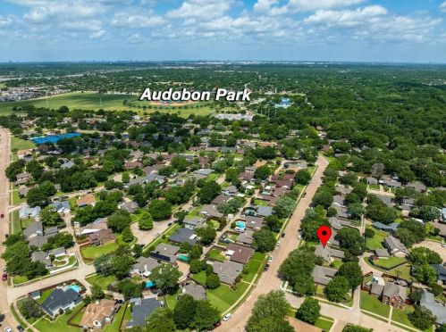 305 Trl Vw Ln, Garland TX  75043-5631 exterior