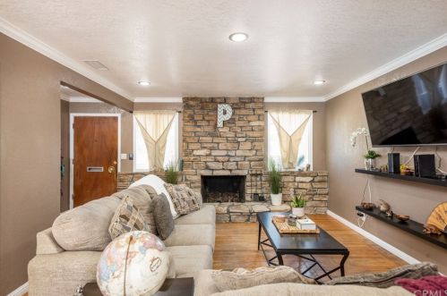 1782 Tiara St, Anaheim CA  92802-2414 exterior