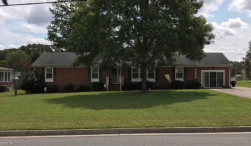 313 Fairview Dr, Franklin, VA 23851-1217