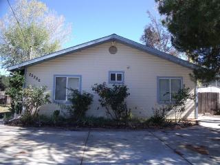25286 Manzanita Ln, Descanso, CA 91916-9712