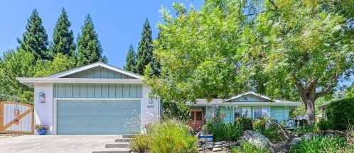 2820 Stanford Ln, Folsom, CA 95762-4212