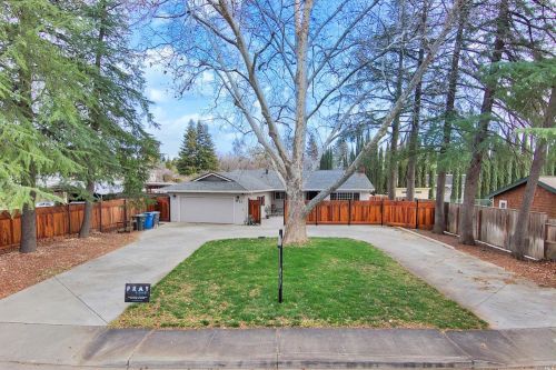 611 Orchard Ave, Vacaville, CA 95688-2143