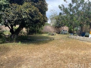 6871 Colmar Ave, Bell, CA 90201-4040