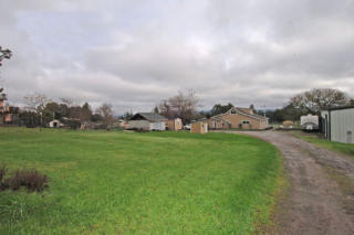 5583 Hutchinson Rd, Sebastopol, CA 95472-5921