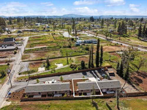 546 Oakwood Ln, Paradise, CA 95969-4945