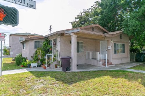 500 Lexington Dr, Glendale CA  91203-3018 exterior