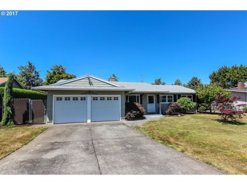 2727 137th Ave, Portland, OR 97230-3864