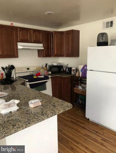 2127 Chew Ave, Philadelphia, PA 19138-2812
