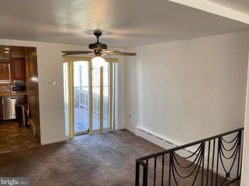 2834 12th St, Philadelphia, PA 19133-1229