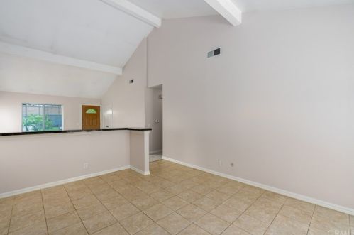 6219 Woodsboro Ave, Anaheim CA  92807-2346 exterior