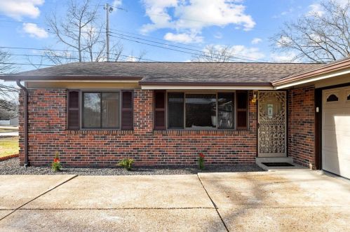 12423 Dawn Hill Dr, Hazelwood, MO 63043-3601