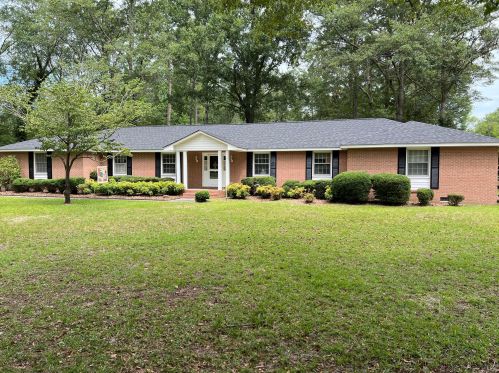 151 Heathwood St, Barnwell, SC 29812-8217