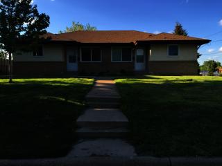 609 38th Ave, Minneapolis MN  55421-3804 exterior