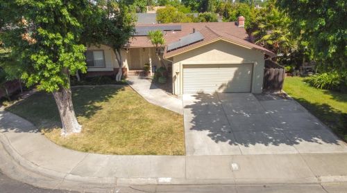 1212 Santa Cruz Way, Los Banos, CA 93635-3247