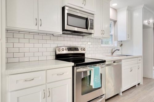 1741 Hialeah, Taylor Lake Village TX 77586-2938 exterior