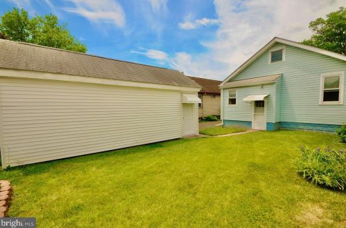 94 Reeger Ave, Trenton, NJ 08610-6312