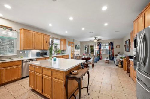 1363 Stanislaus Dr, Chula Vista CA  91913-1403 exterior