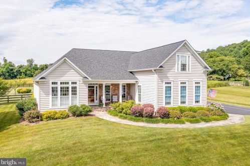 35987 Birch Hollow Ln, Purcellville, VA 20132-2767