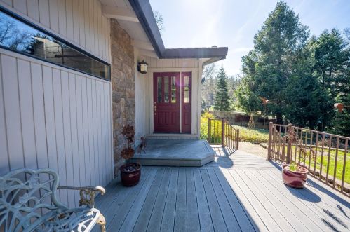 1879 Van Giesen Dr, Meadow Vista, CA 95722-9523