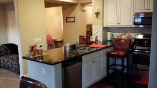 190 Full Moon, Irvine CA  92618-8806 exterior