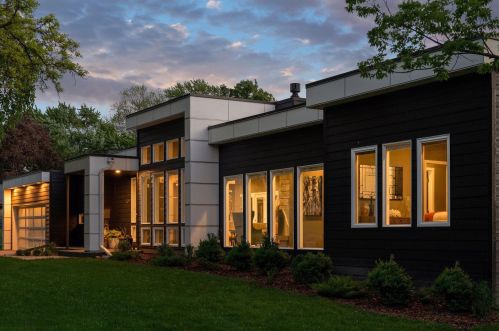 209 Westwood Dr, Minneapolis MN  55422-5260 exterior