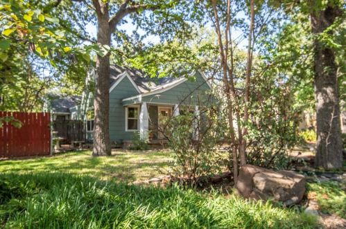 2334 Lotus Ave, Fort Worth TX  76111-1645 exterior