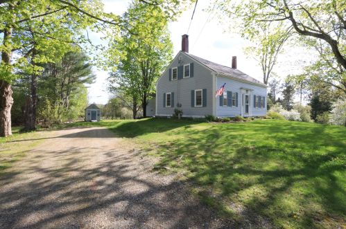 33 Fields Pond Rd, Orrington, ME 04474-3325