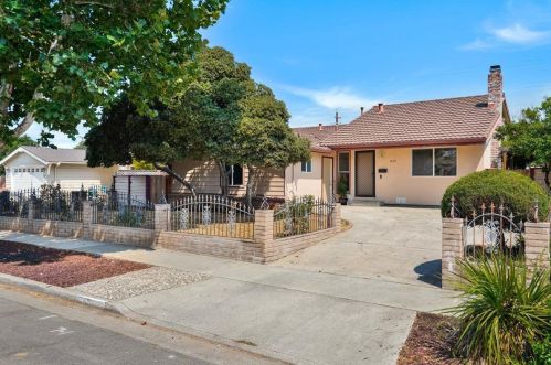 1878 Martello Dr, San Jose, CA 95122-3725