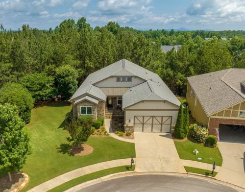 3233 Black Gum Ln, Gainesville, GA 30504-5583