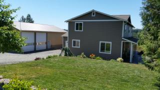 3731 Haggin St, Bellingham, WA 98226-9490